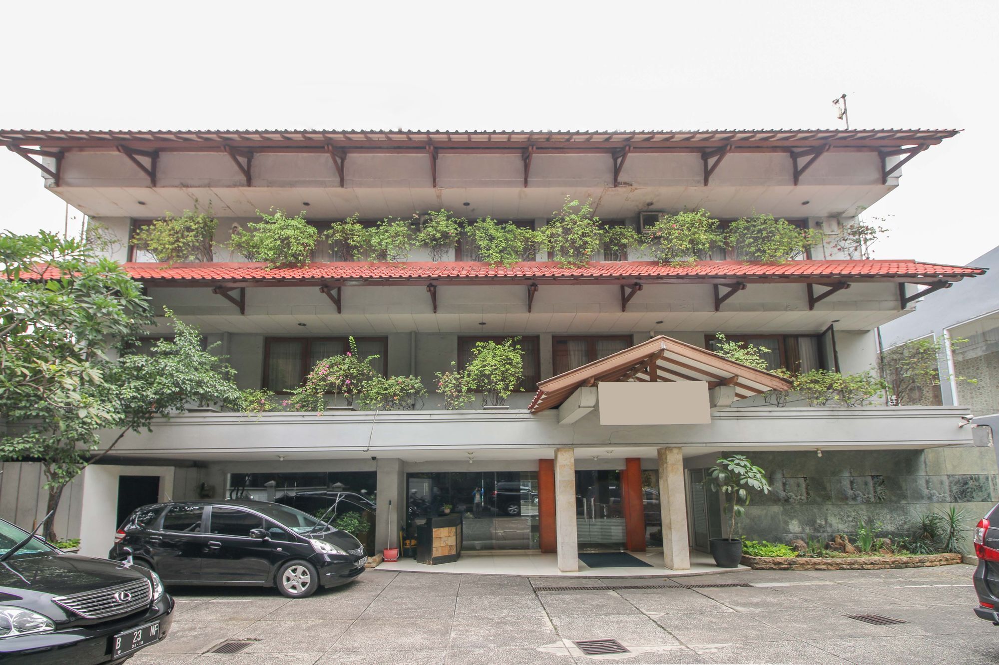 Khách sạn Airy Kemang Prapanca Raya 30