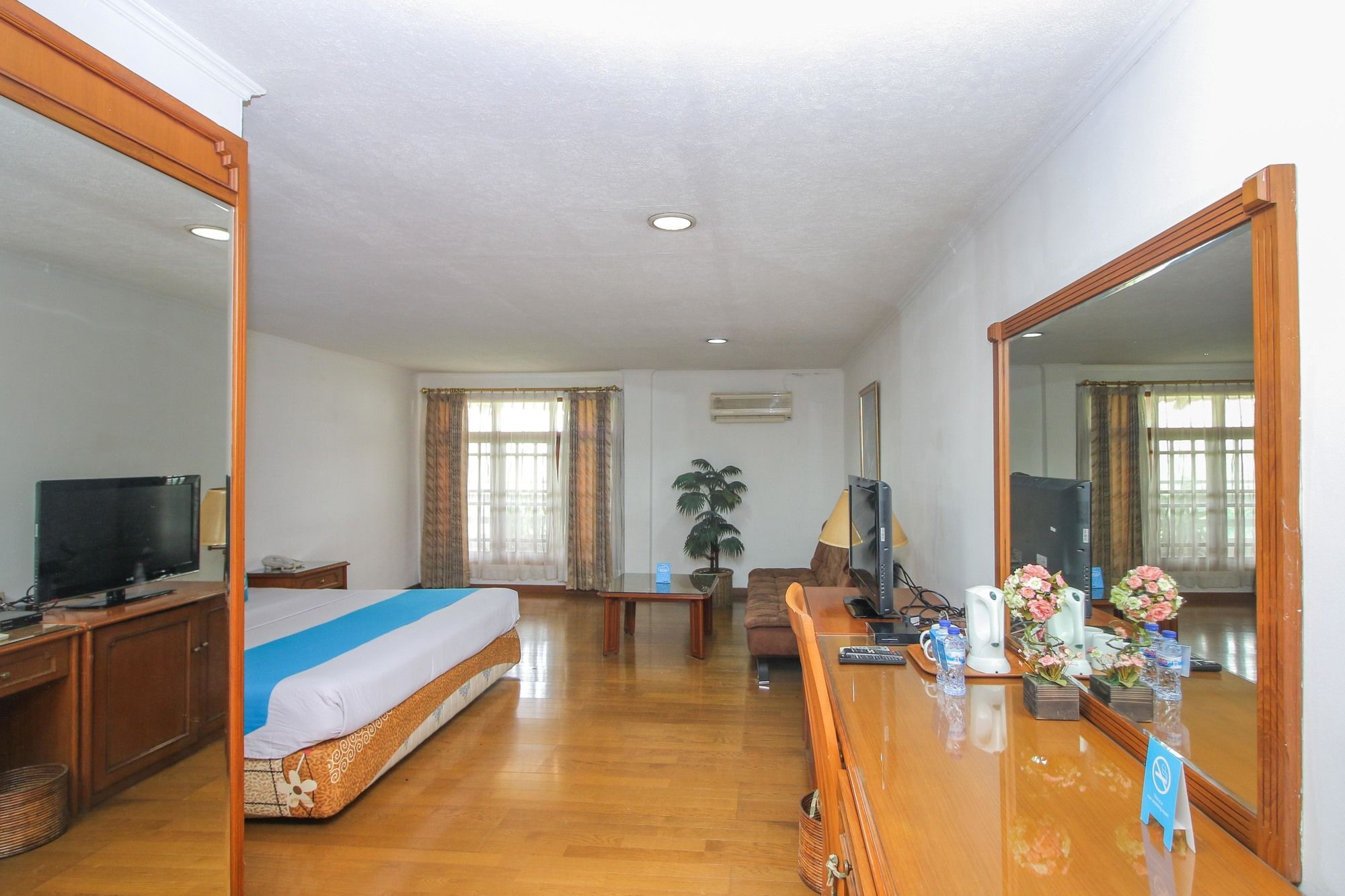 Khách sạn Airy Kemang Prapanca Raya 30