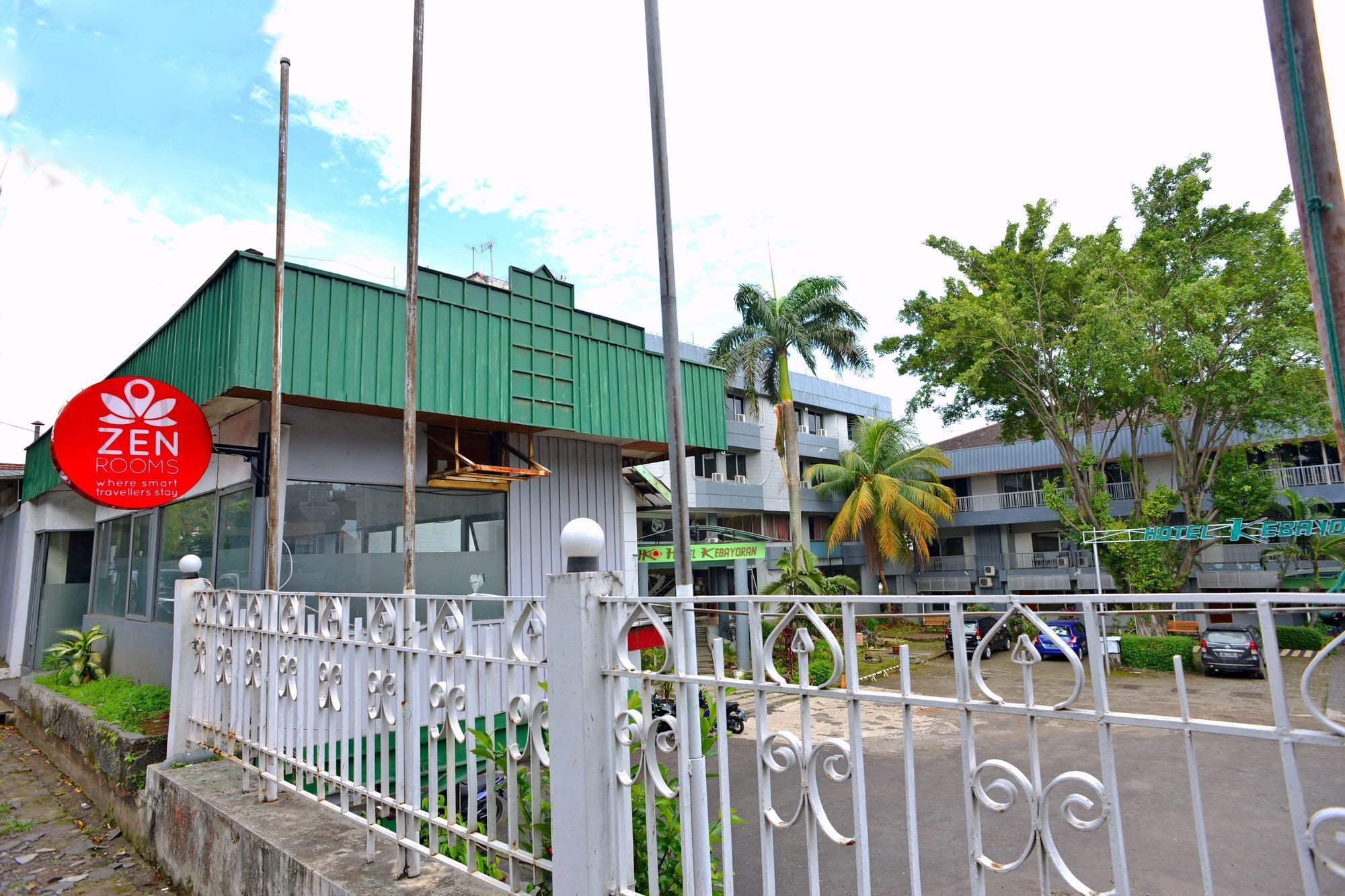 Urbanview Kebayoran Baru Blok S 3*