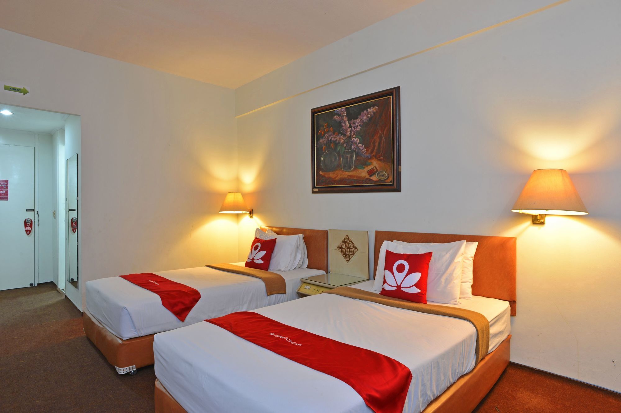 Urbanview Kebayoran Baru Blok S Hotel 3*
