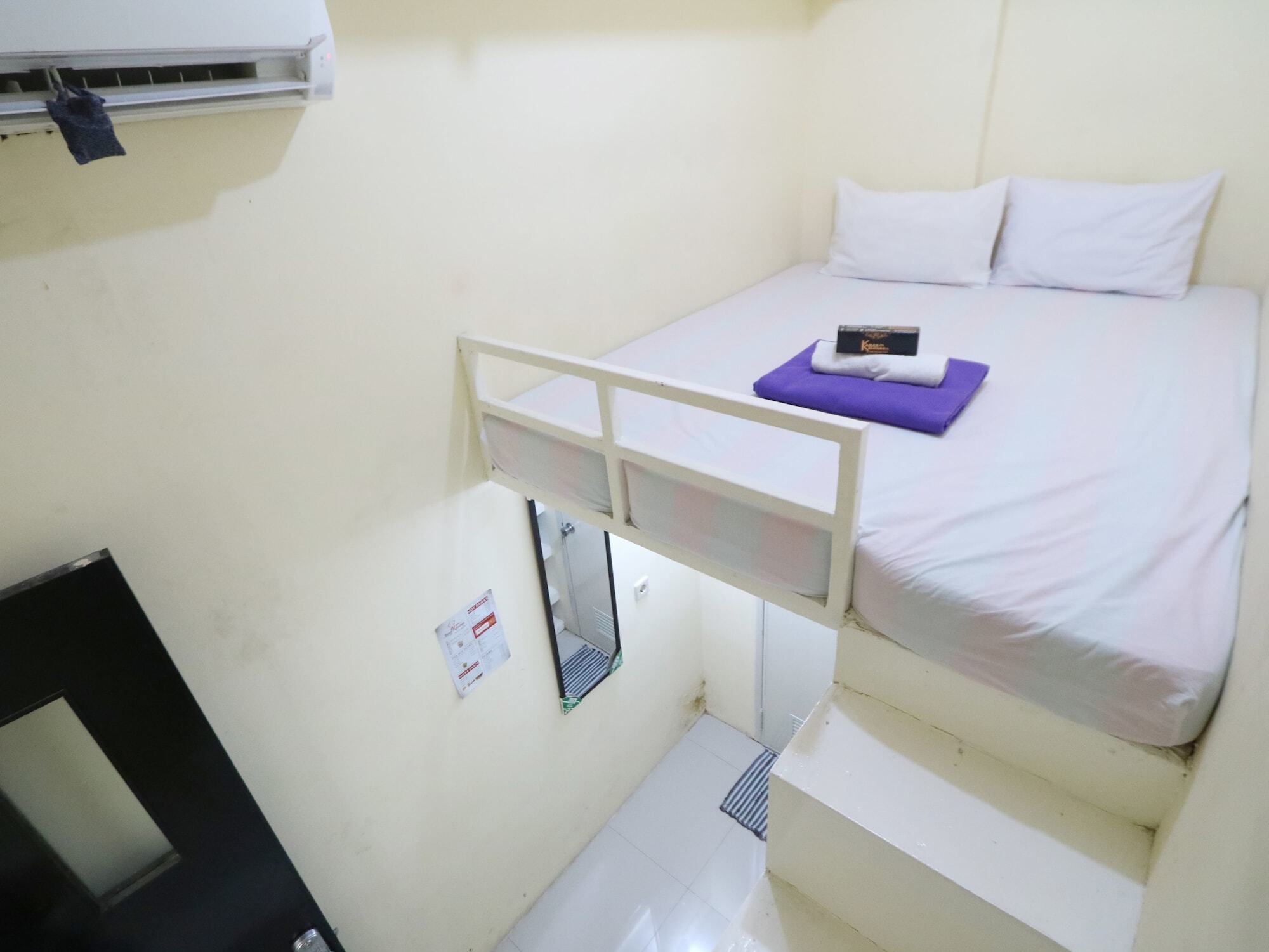 Nhà khách Kamar Keluarga Jelambar Barat Dua