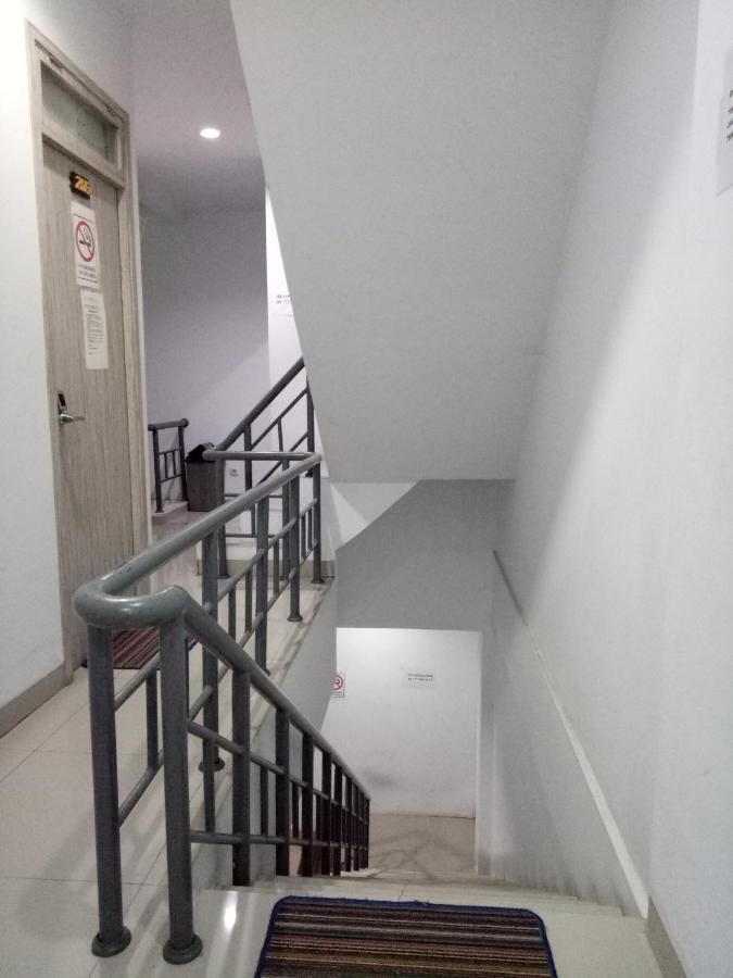 Syariah Mama Cengkareng @ Mutiara Palem Wisma tamu Jakarta