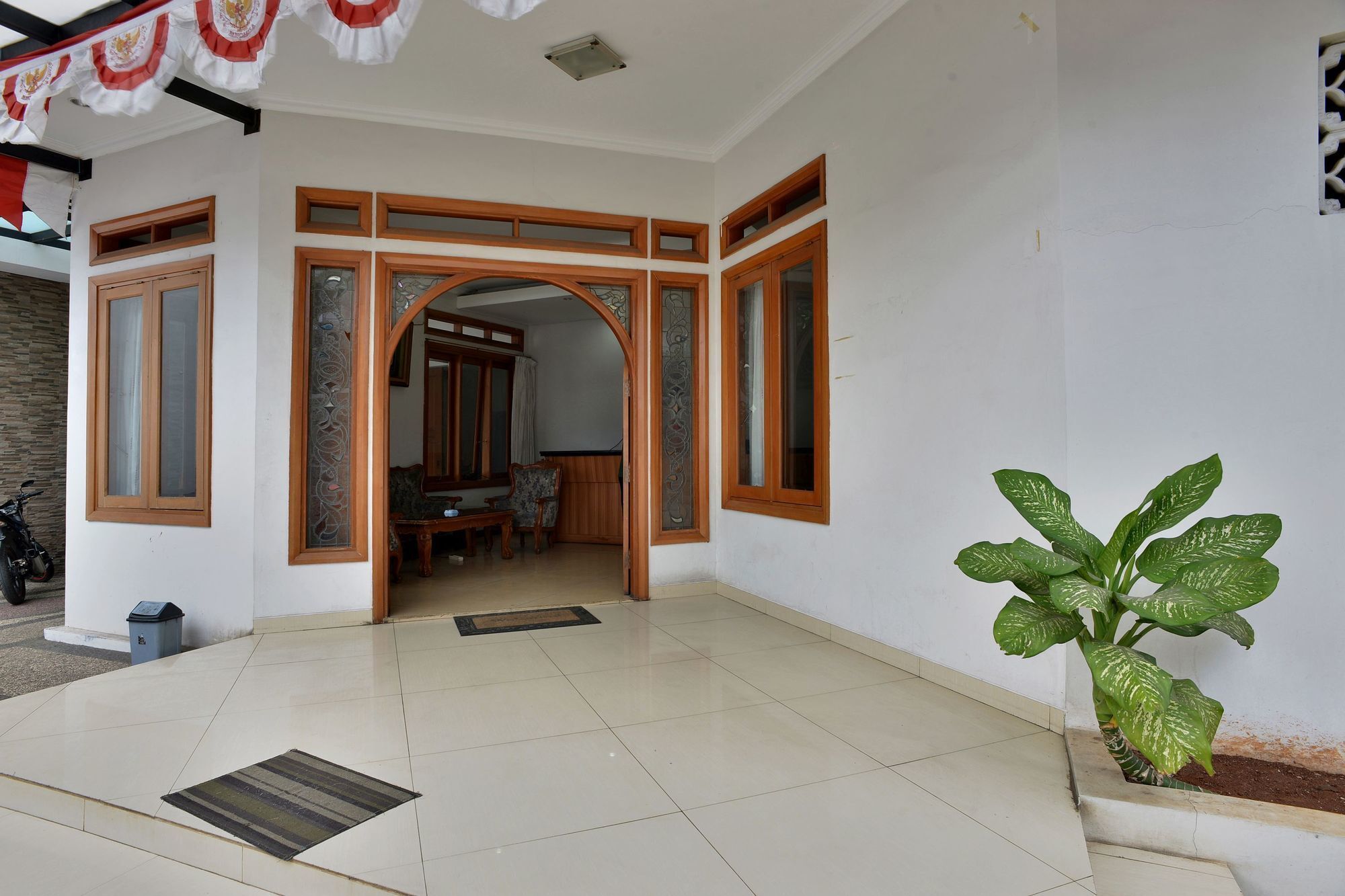 Hotel Zen Basic Kelapa Dua Kebon Jeruk