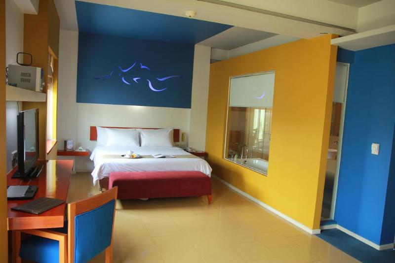 Sparks Life Jakarta, Artotel Curated 4* Jakarta