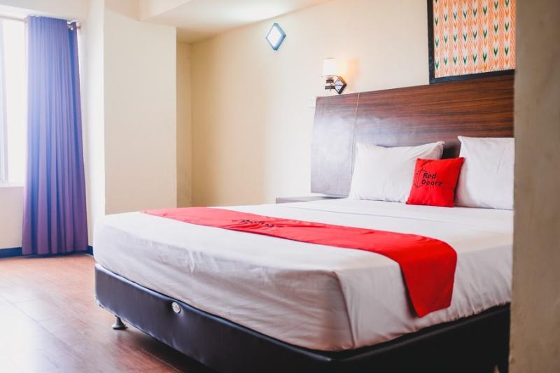 Reddoorz Near Senen Hotel