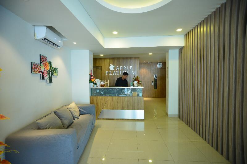 Super Oyo Flagship 101 Apple Platinum Hotel 3*