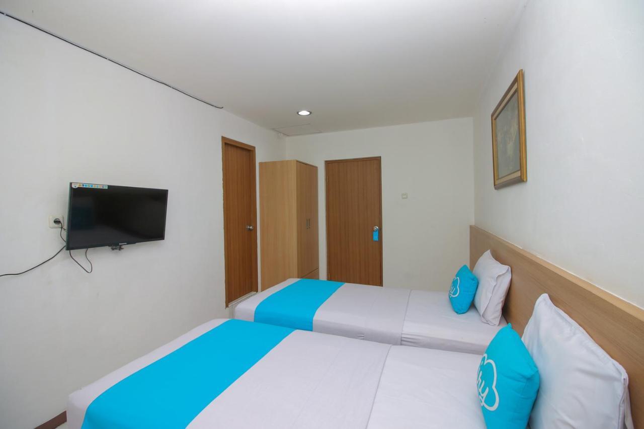 Airy Kemang Prapanca Raya 30 2*