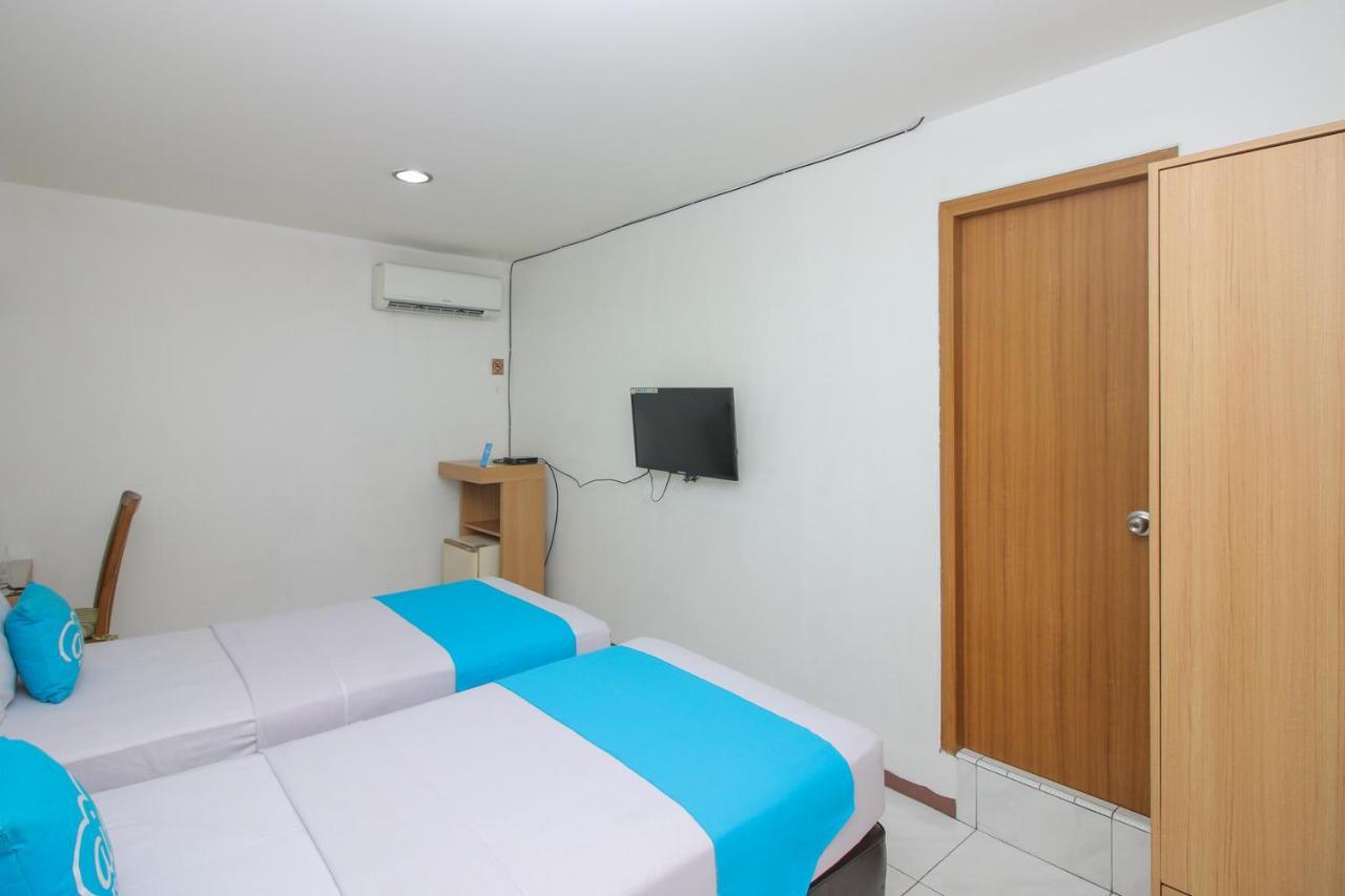 Airy Kemang Prapanca Raya 30 Hotel