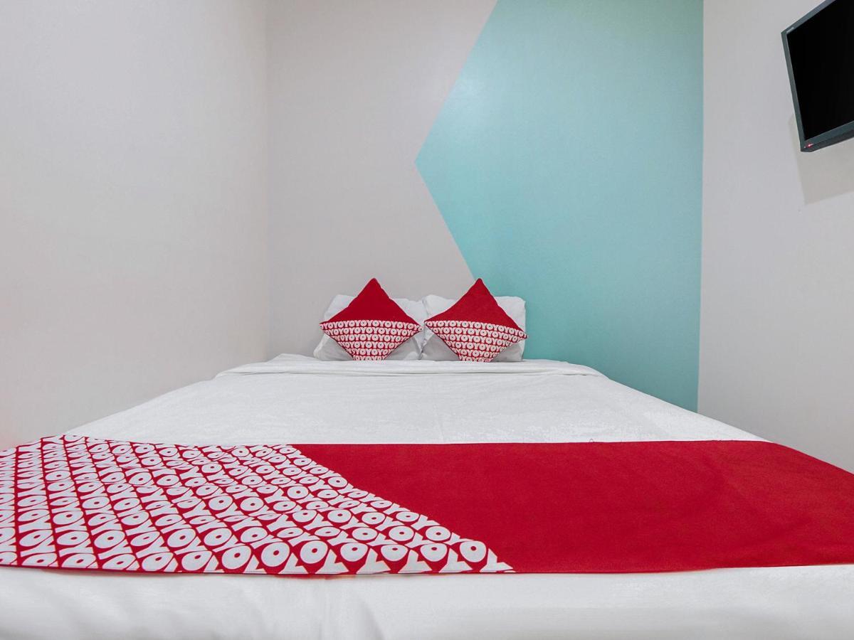 Hotel Oyo 127 W Jakarta