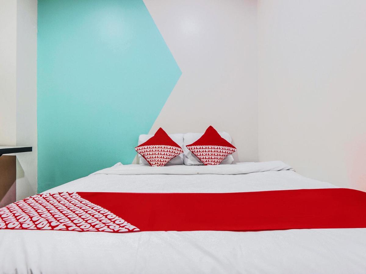 Oyo 127 W Hotel