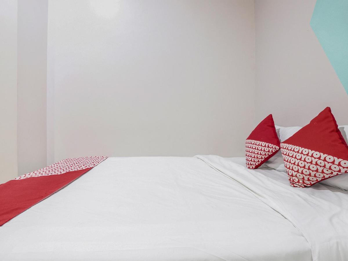 Oyo 127 W Hotel Jakarta