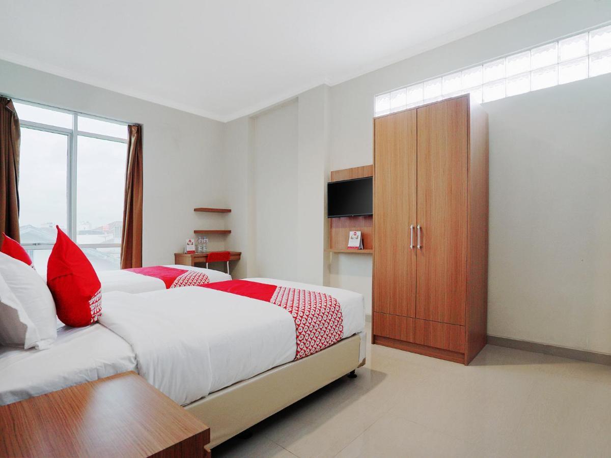 Oyo 415 The Kartini 8 Hotel