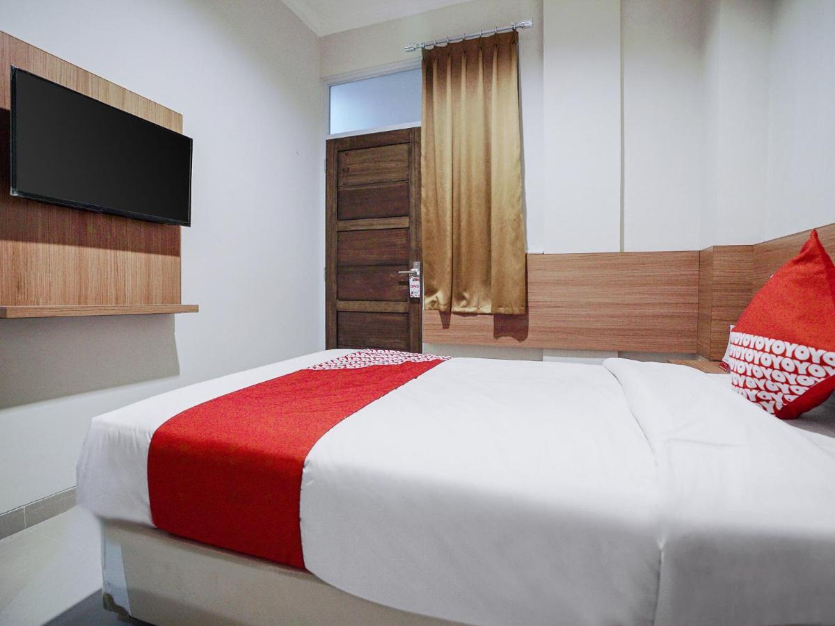 Oyo 415 The Kartini 8 2* Jakarta