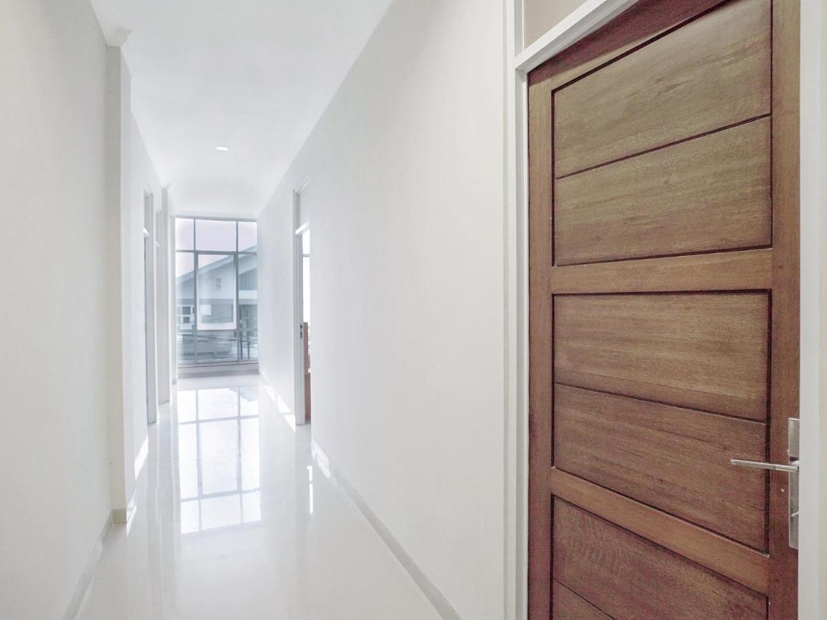 Oyo 415 The Kartini 8 Hotel 2*