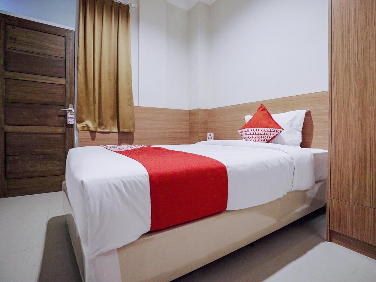 Oyo 415 The Kartini 8 Hotel