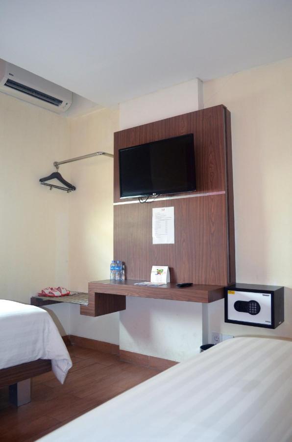 World - Bandengan Hotel Jakarta