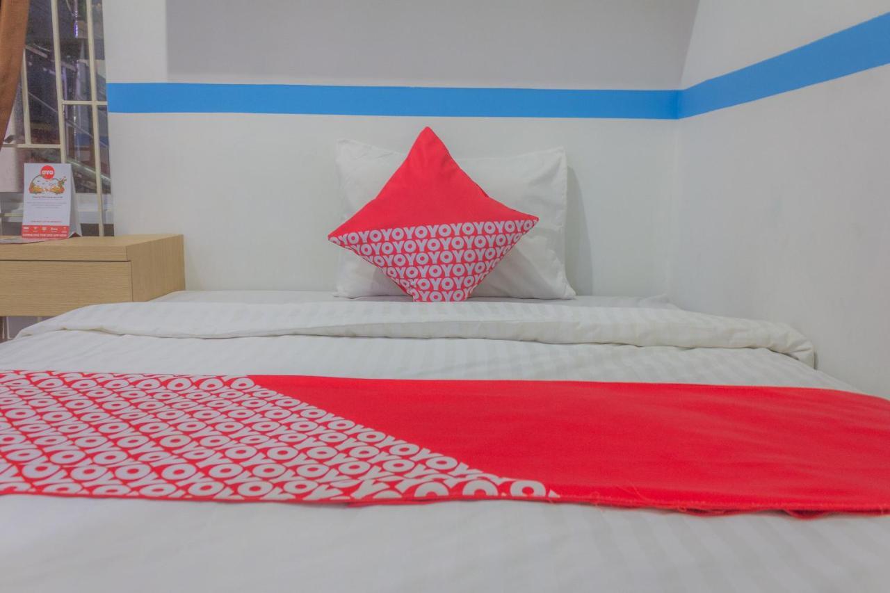 Oyo 911 Tebet Hotel
