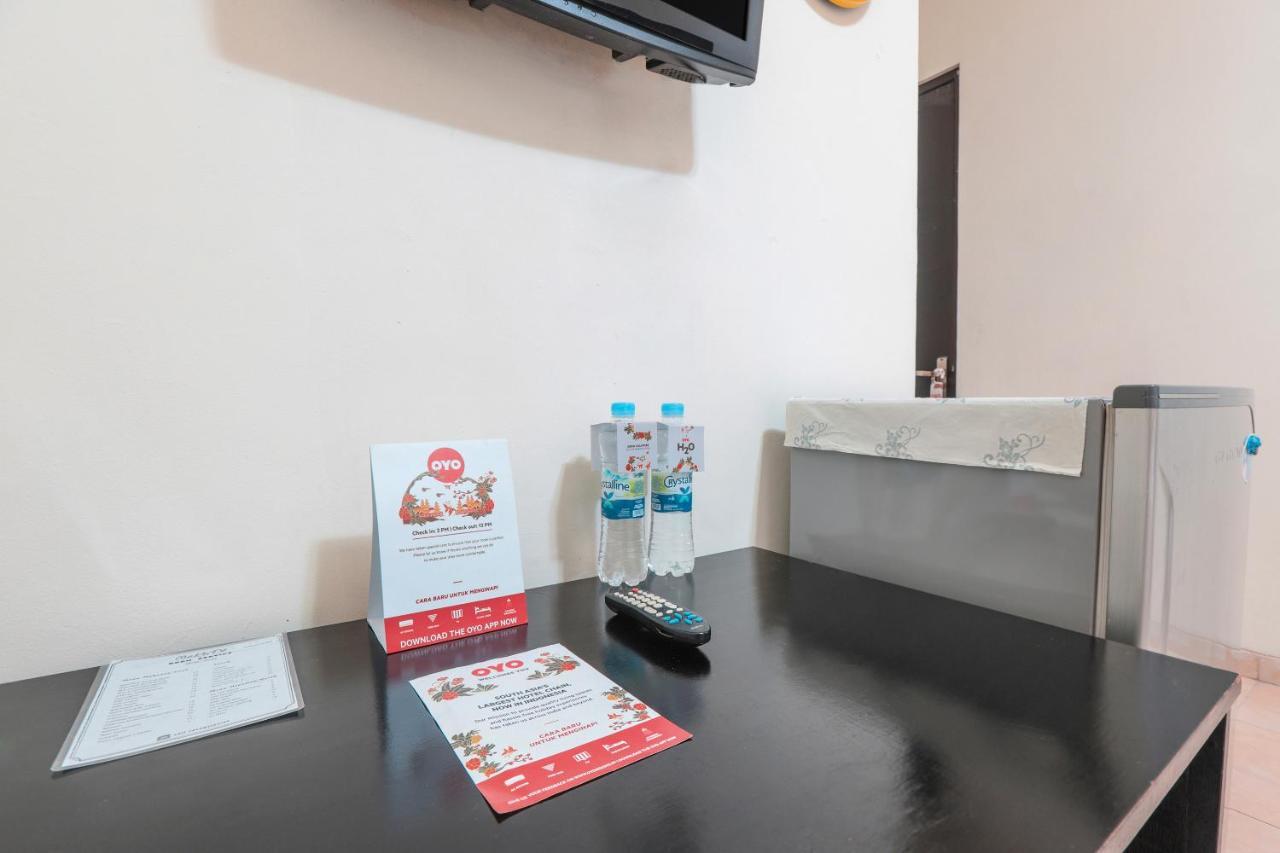 Super Oyo 122 Oekude Kost Hotel