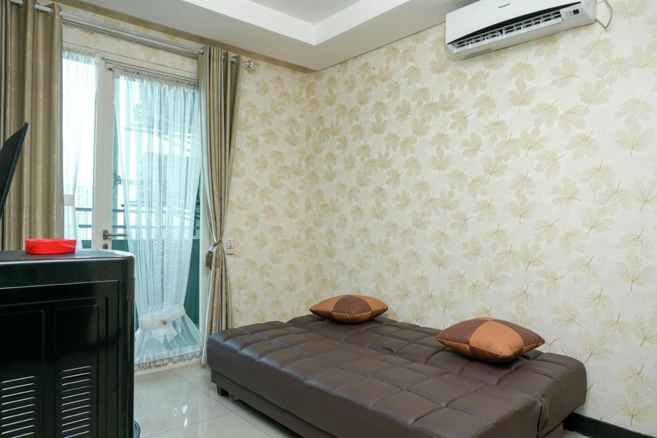 Comfortable 1br At Sky Terrace In Strategic Area By Travelio