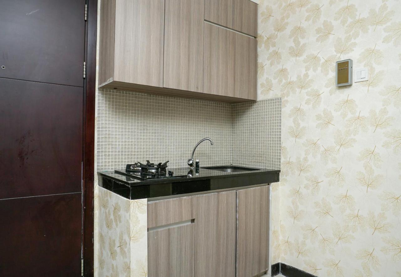 Comfortable 1br At Sky Terrace In Strategic Area By Travelio
