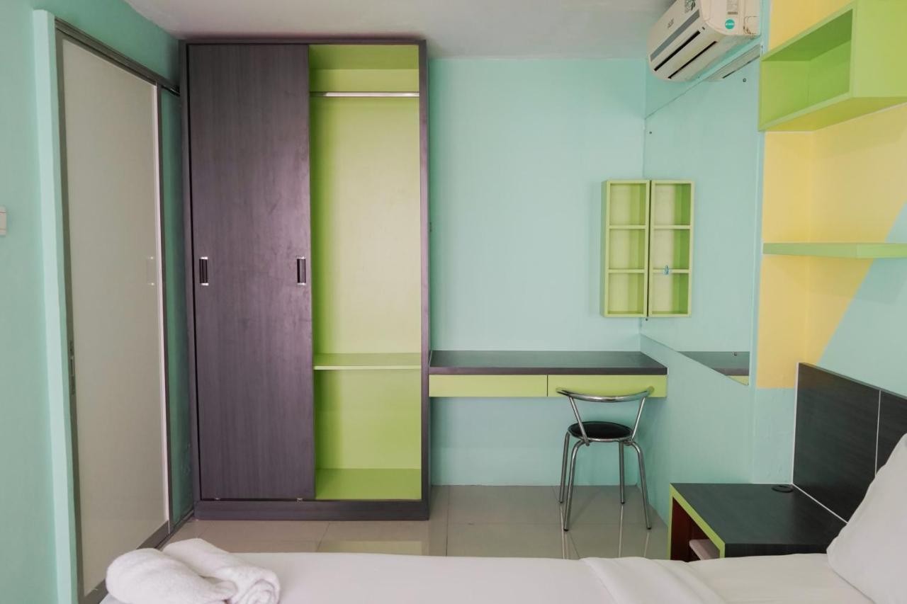 Elegant And Comfy 1br Glodok By Travelio *