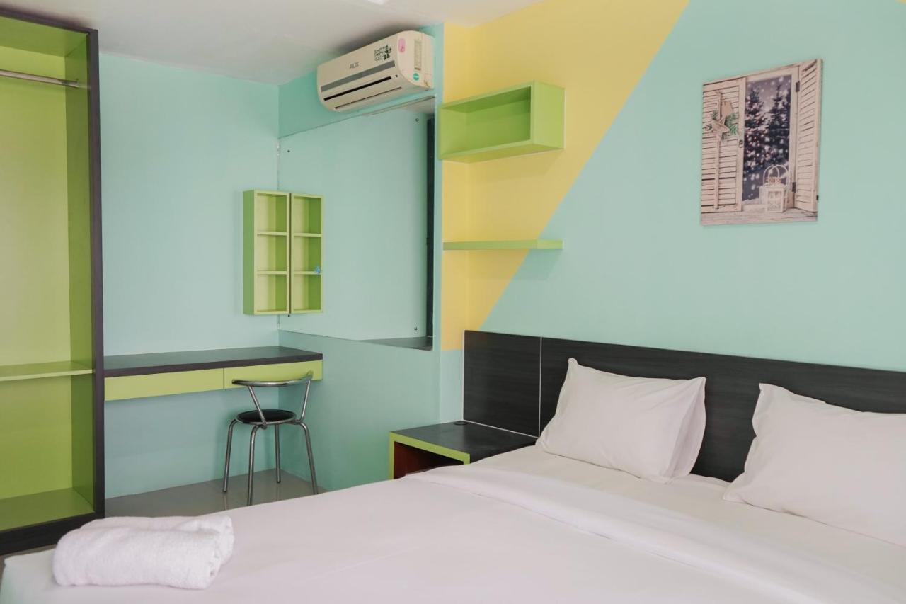 Elegant And Comfy 1br Glodok By Travelio Apartment Jakarta