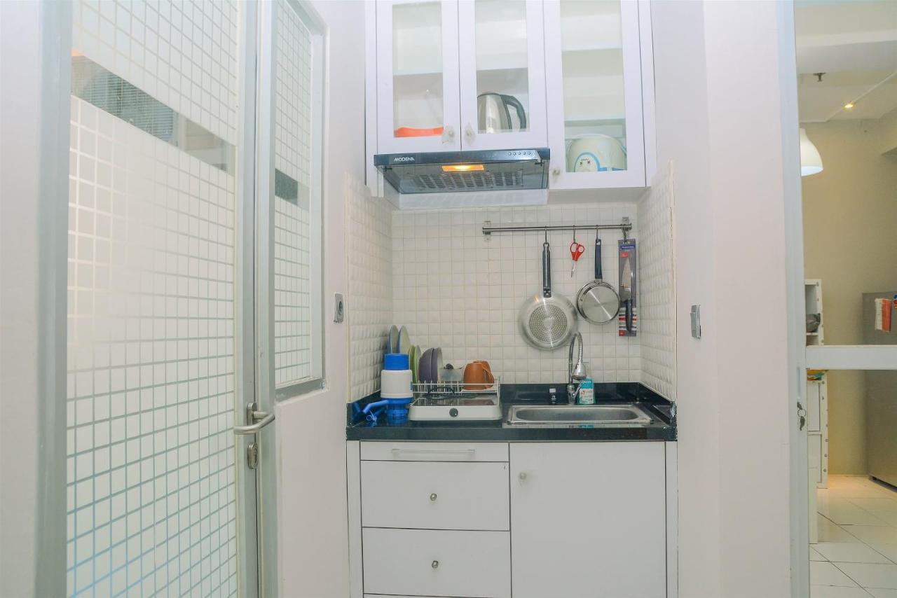Homey Minimalist At Menteng Square By Travelio * Jakarta