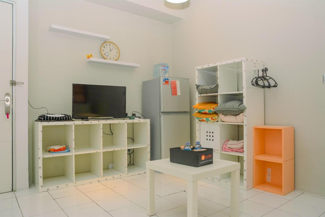 Homey Minimalist At Menteng Square By Travelio *