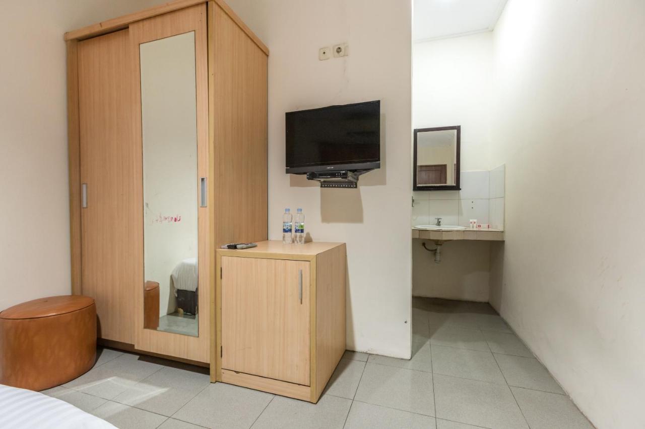 Oyo 1672 Wisma Barkah Hotel Jakarta