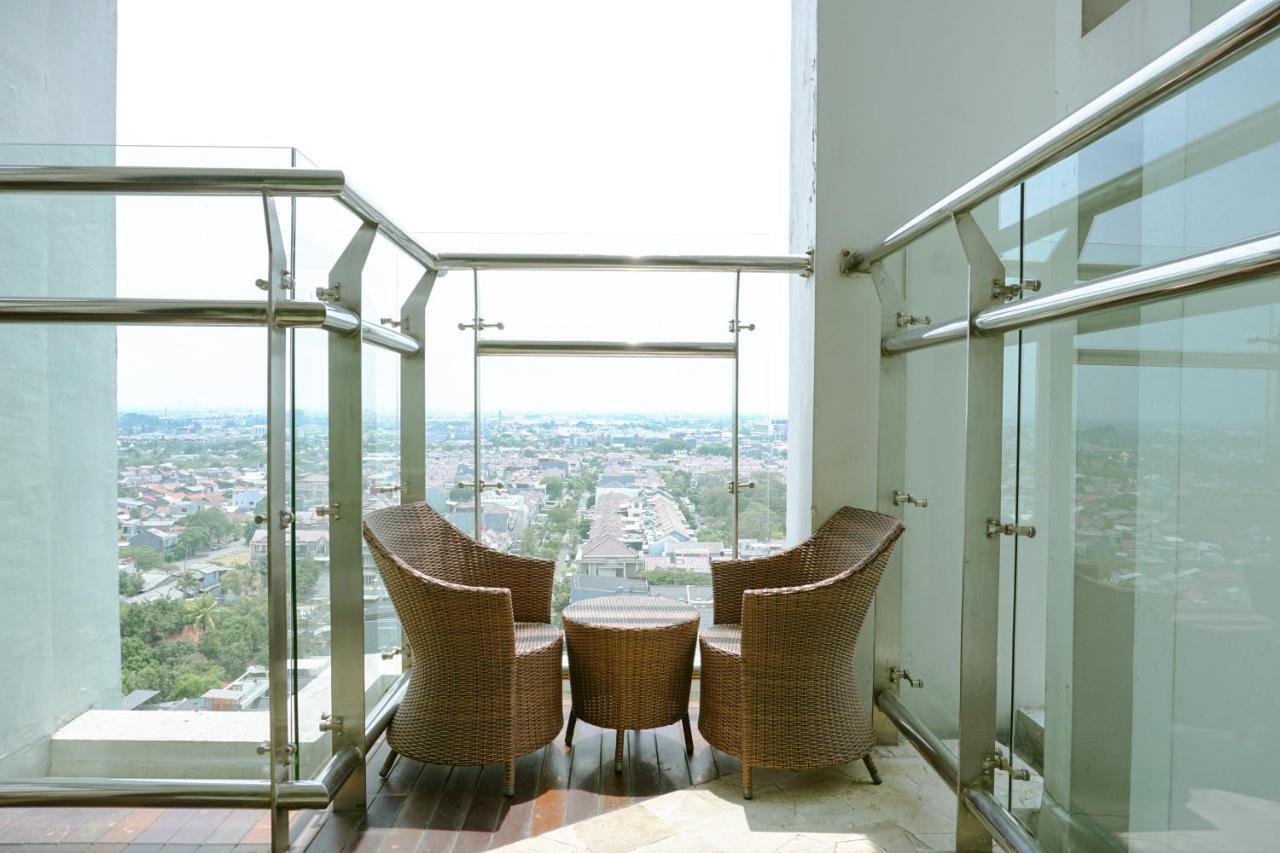 Comfortable 1br At Sky Terrace In Strategic Area By Travelio Apartment *