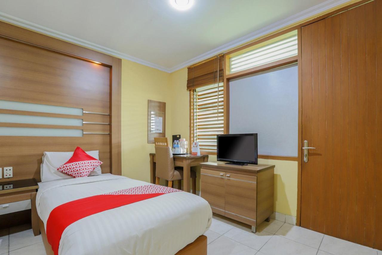 Hotel Senen Indah Syariah 2*