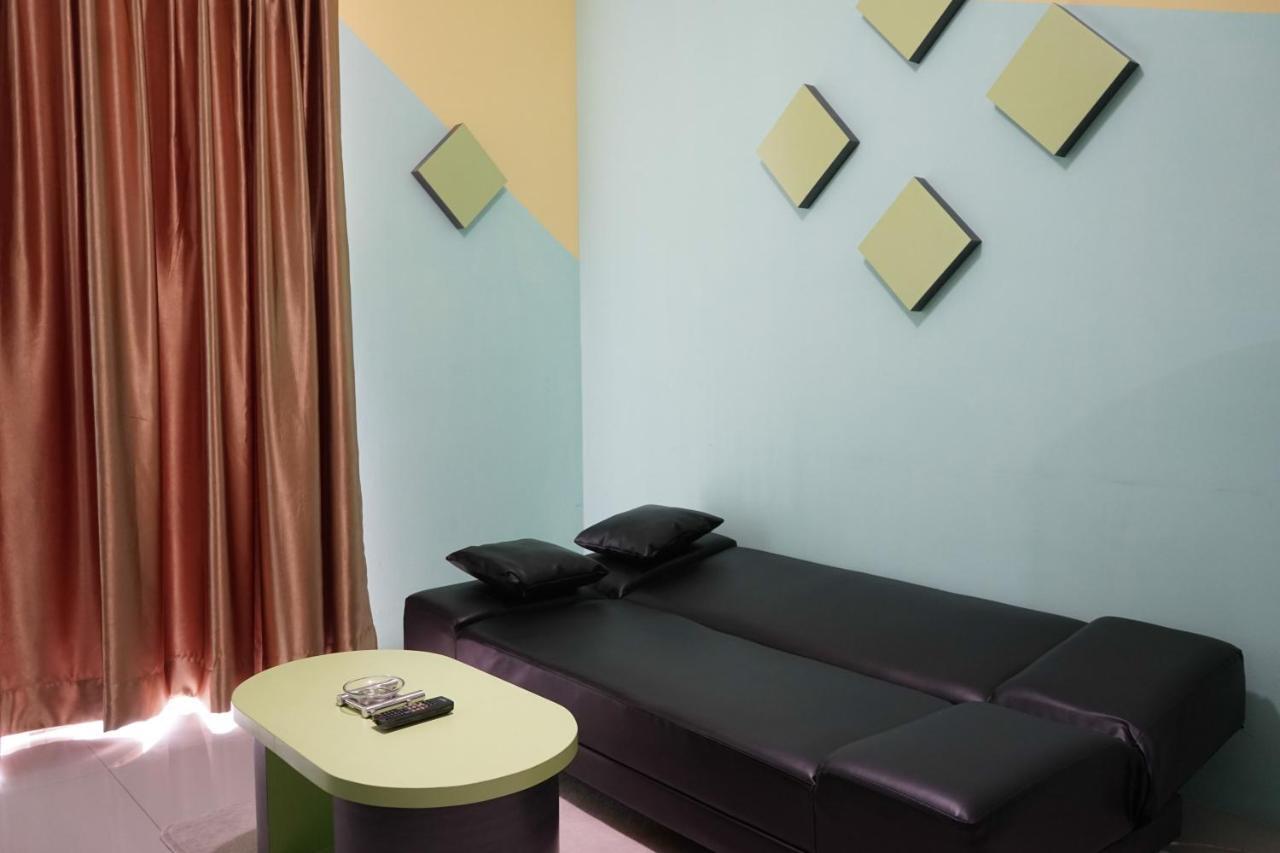 Apartment Elegant And Comfy 1br Glodok By Travelio Jakarta