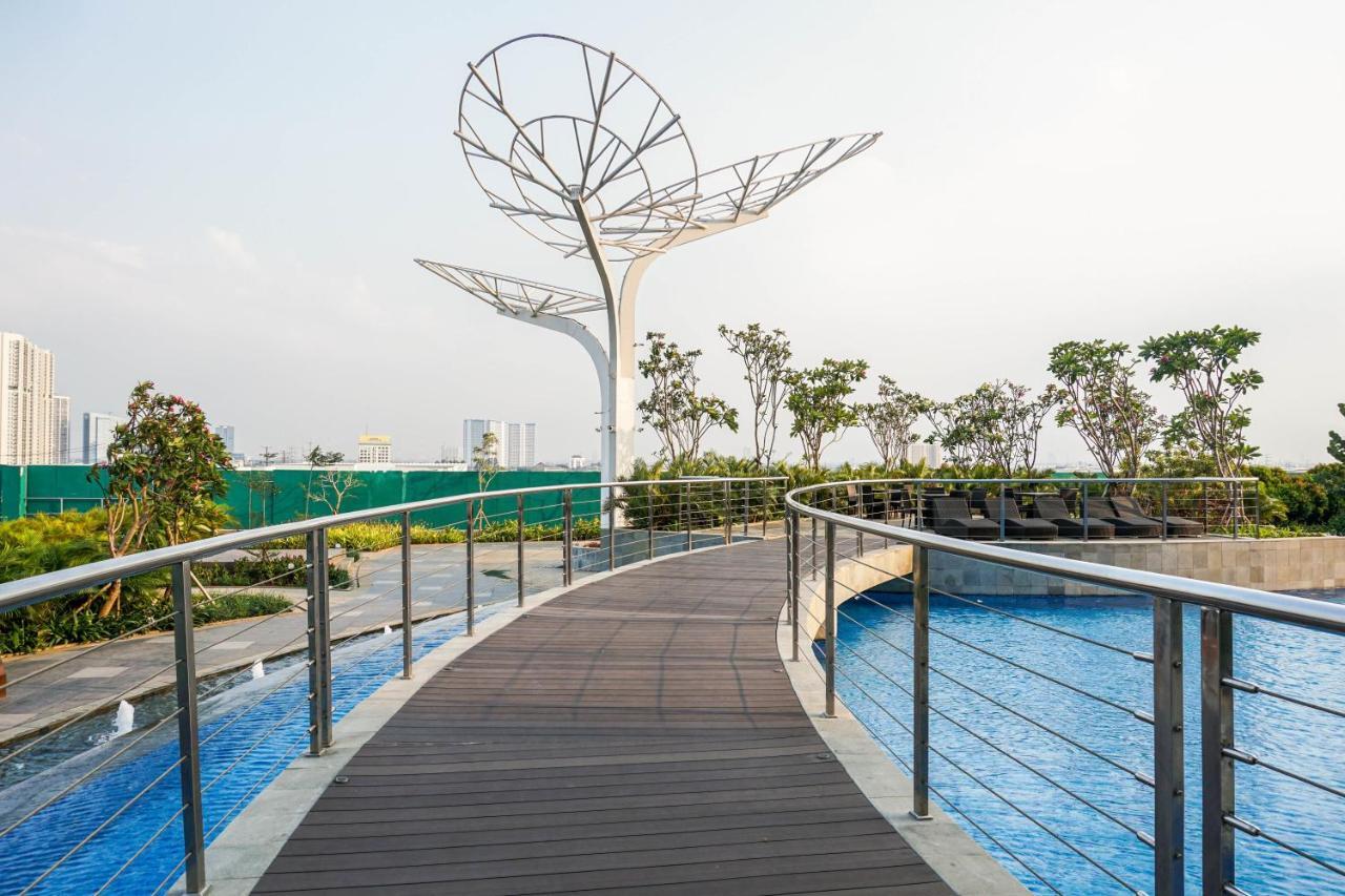 Apartment Spacious With View West Vista By Travelio