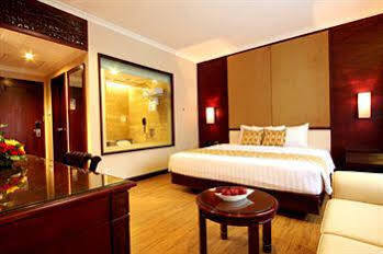 Kartika Chandra Hotel 4*