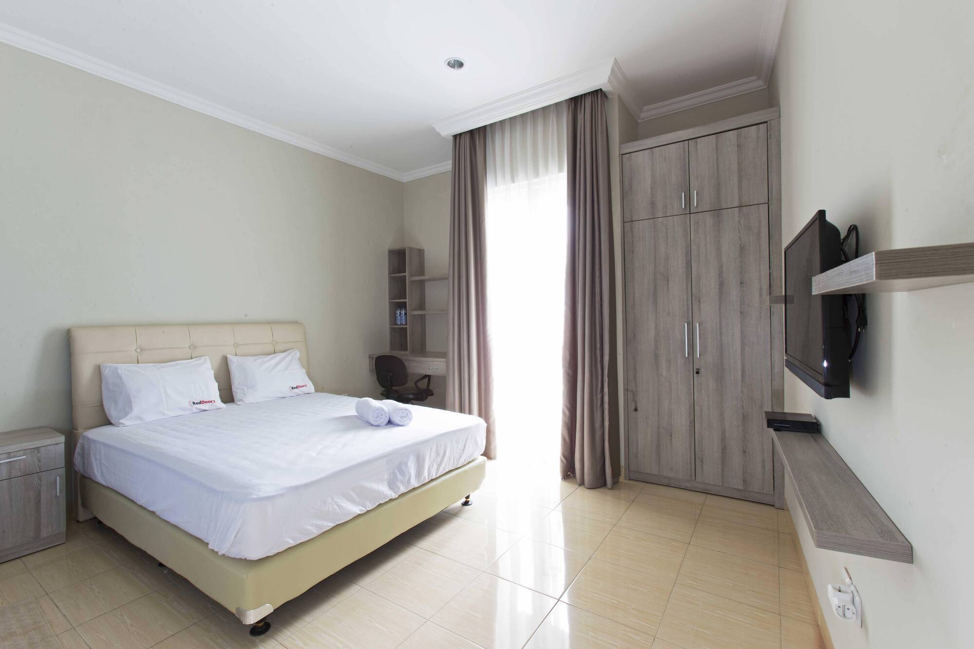 Reddoorz At Pejompongan Baru Hotel Jakarta