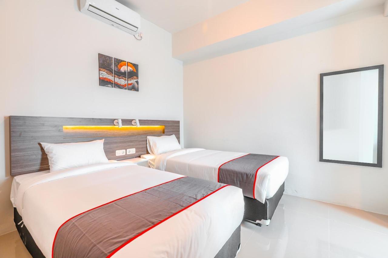 Super Oyo Collection O 16 Vittoria Hotel Jakarta