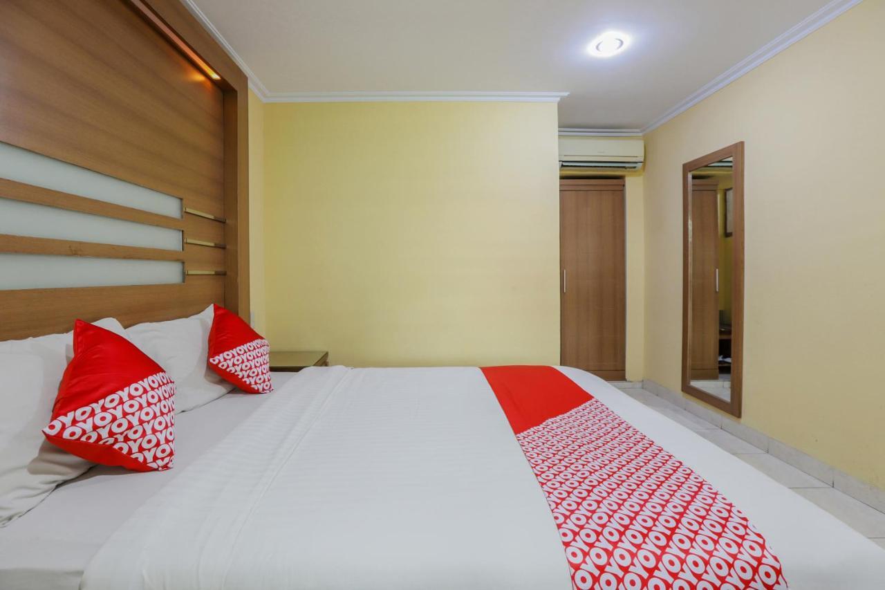 Senen Indah Syariah Hotel 2*