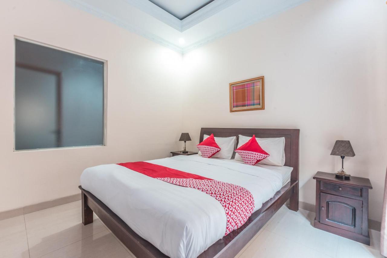 Oyo 1667 Lux Barkah 2* Jakarta