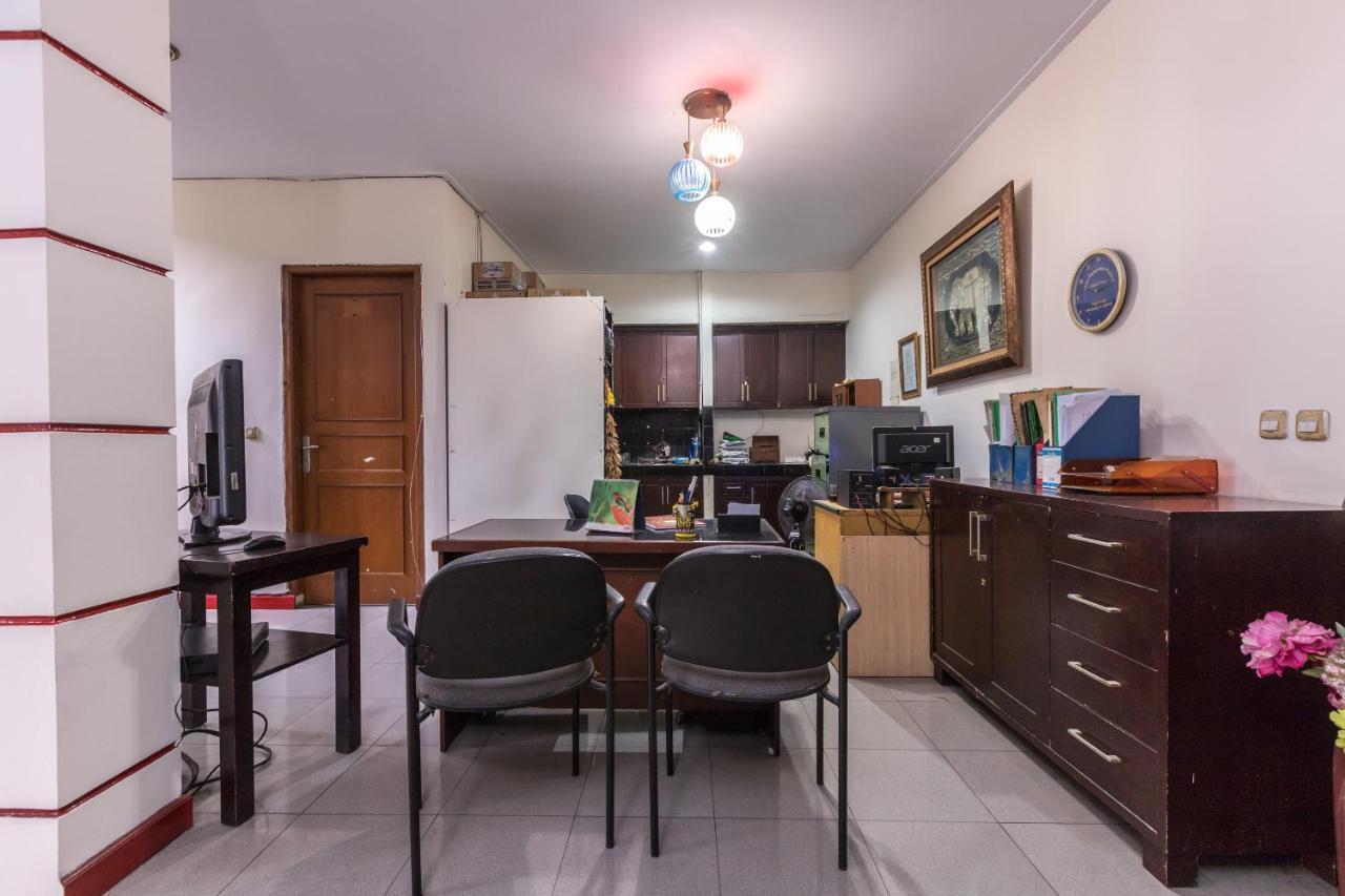 Oyo 1672 Wisma Barkah Hotel Jakarta