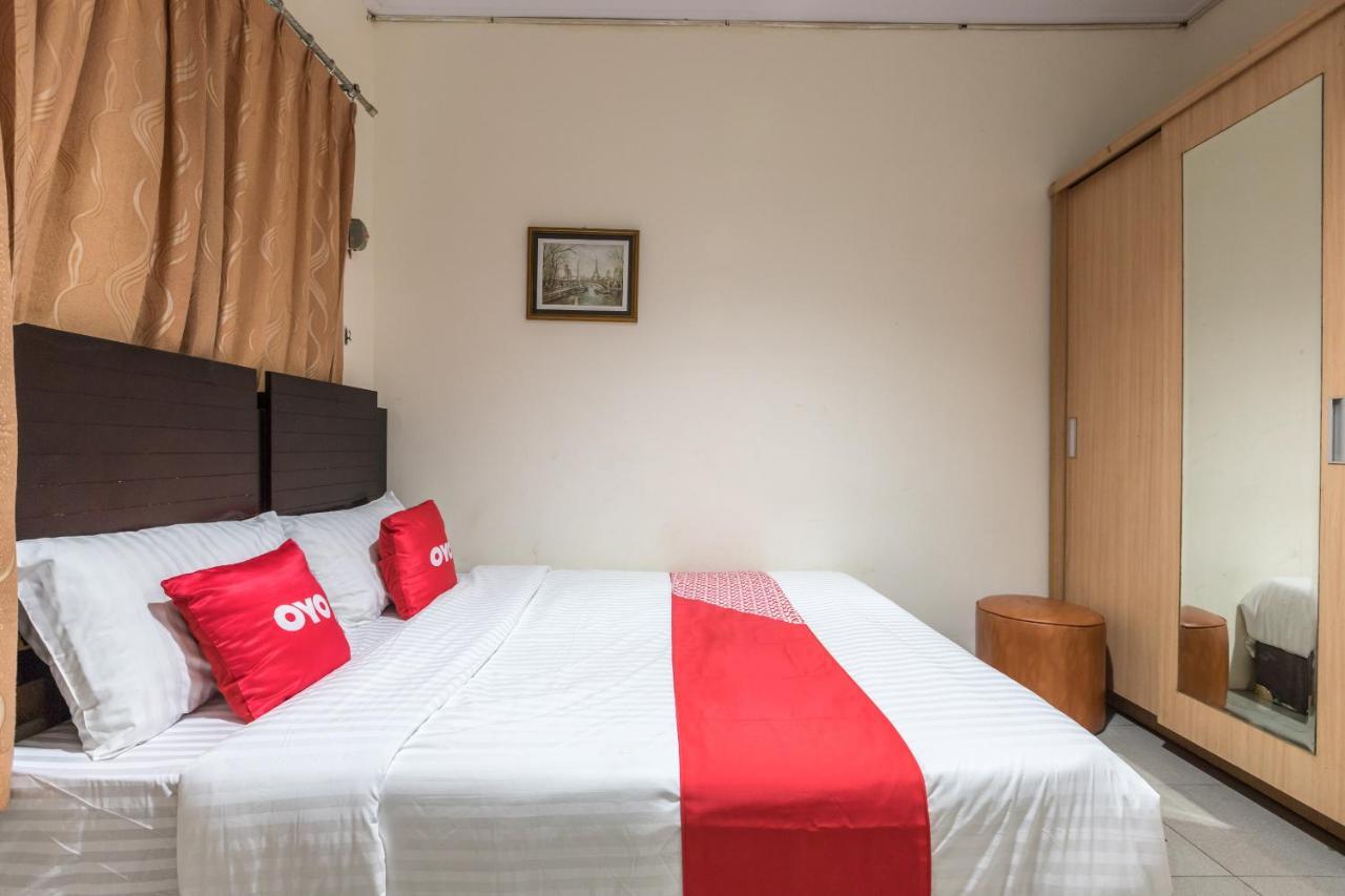 Oyo 1672 Wisma Barkah Hotel Jakarta