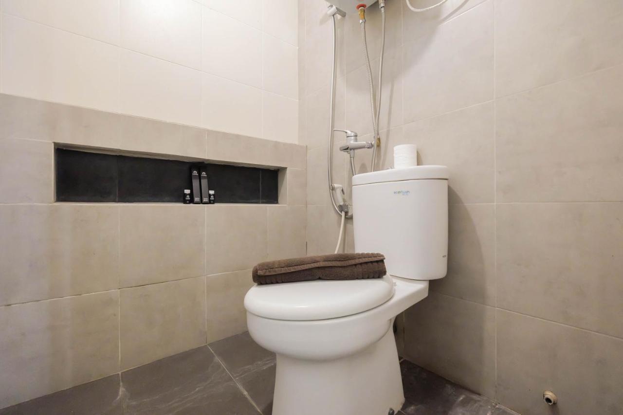 Cozy And Elegant 2br Bassura By Travelio Jakarta