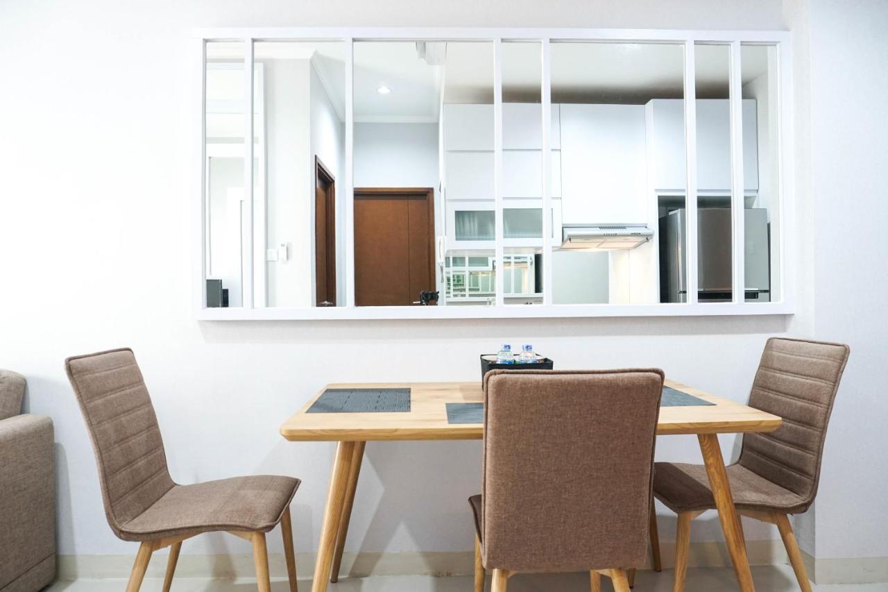 Modern 2br At Signature Park Grande By Travelio Apartment