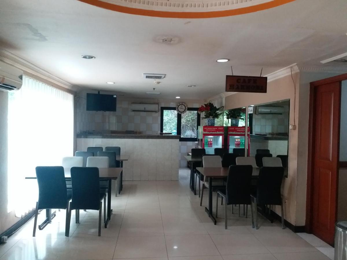 Hotel Oyo 2348 Ende Elok 2*