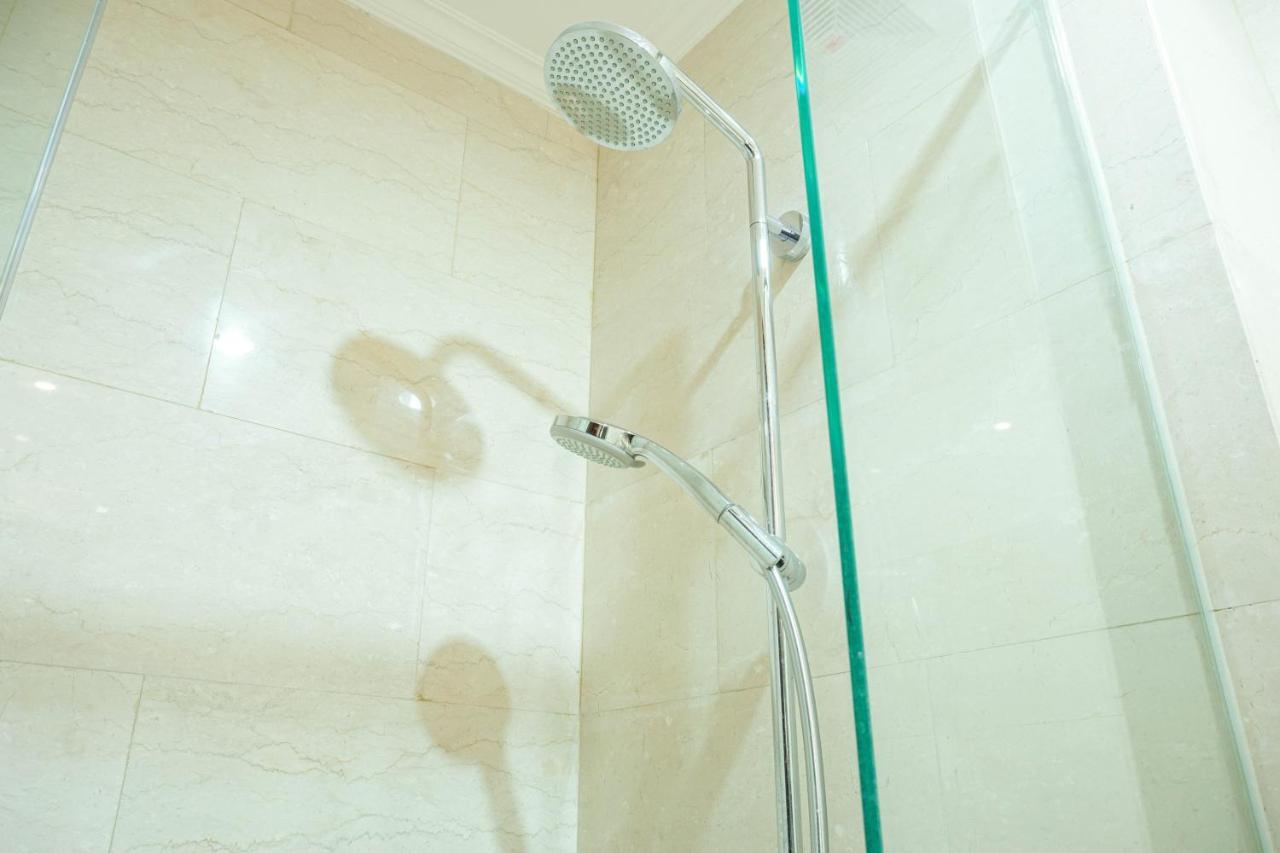Tranquil And Well Appointed At Menteng Park By Travelio Apartment