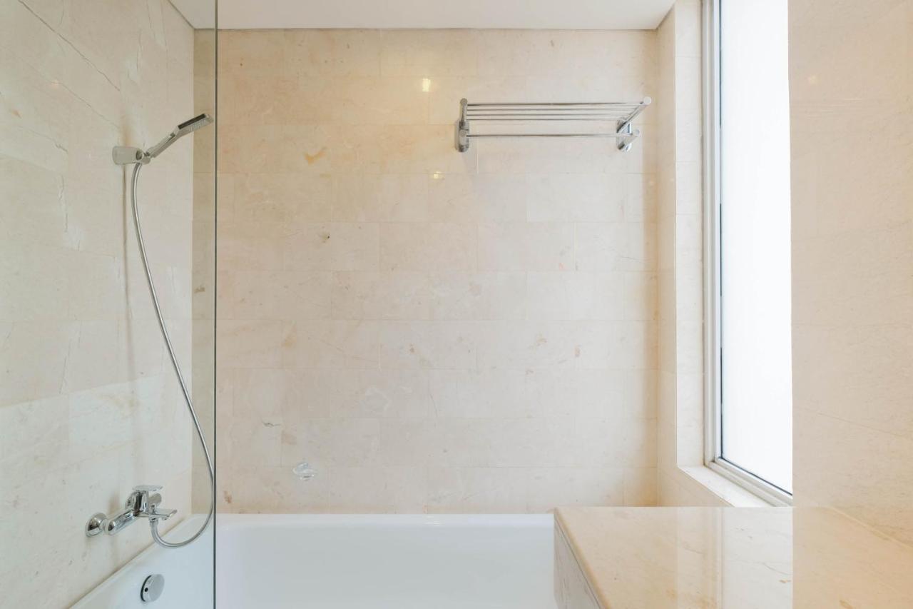 Spacious 2br At Empyreal The Epicentrum Kuningan By Travelio *