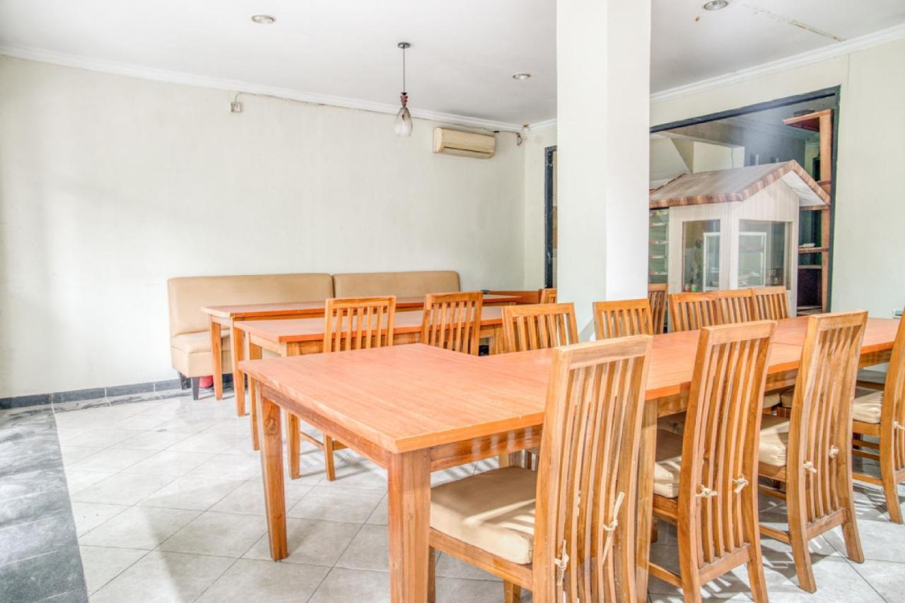 Reddoorz Near Taman Mini Jakarta