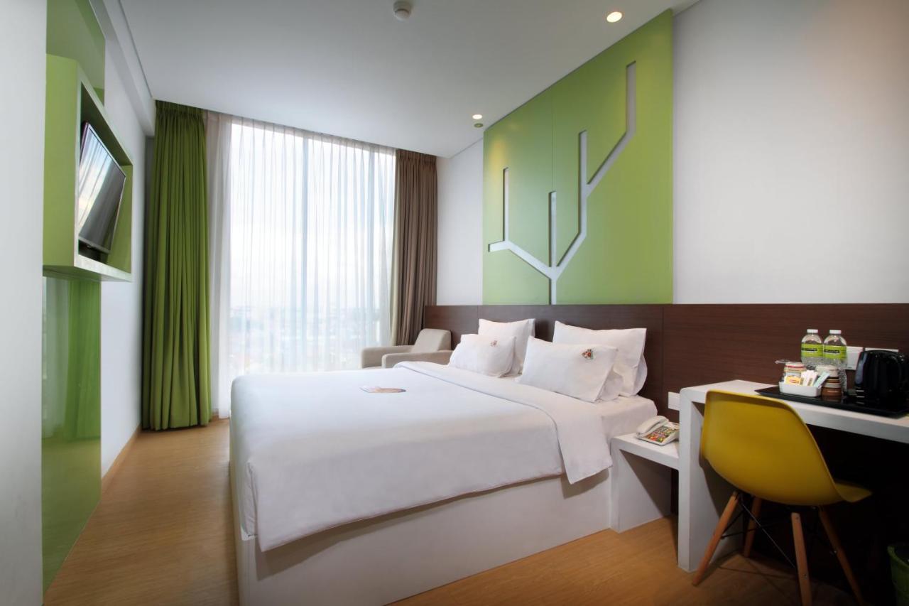 Maxonehotels.com At Pemuda Jakarta