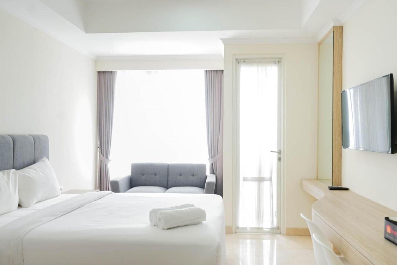 Minimalist&homey Menteng Park By Travelio *