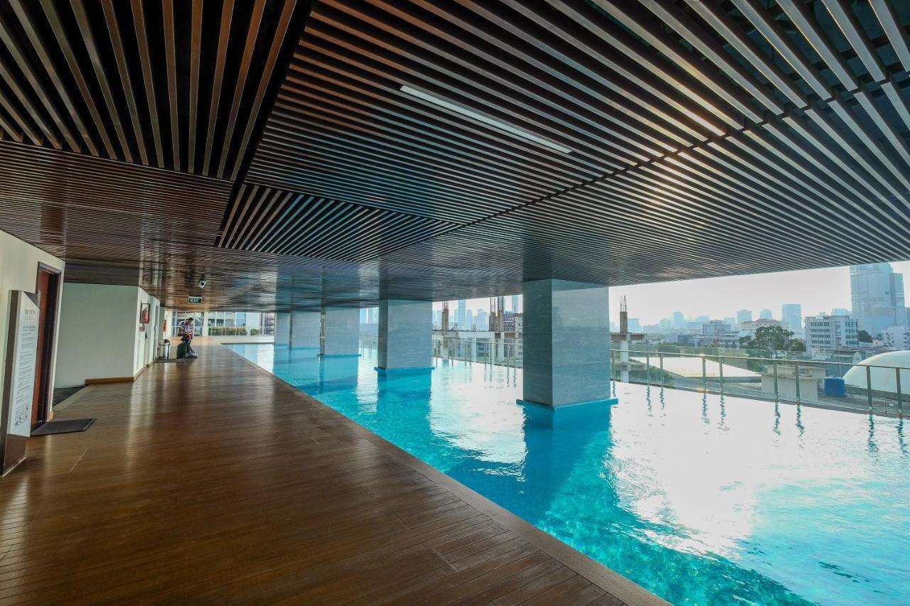 Minimalist&homey Menteng Park By Travelio