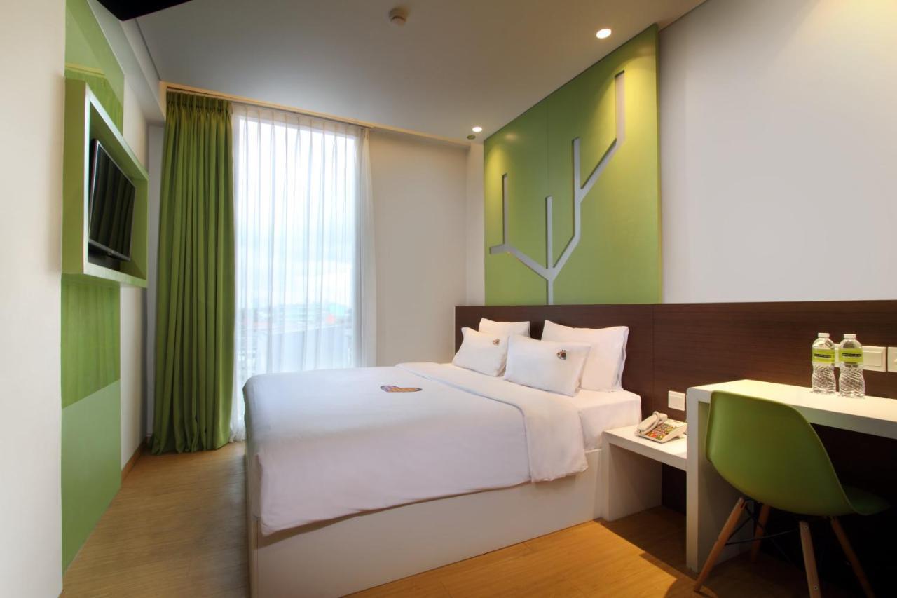 Hotel Maxonehotels.com At Pemuda